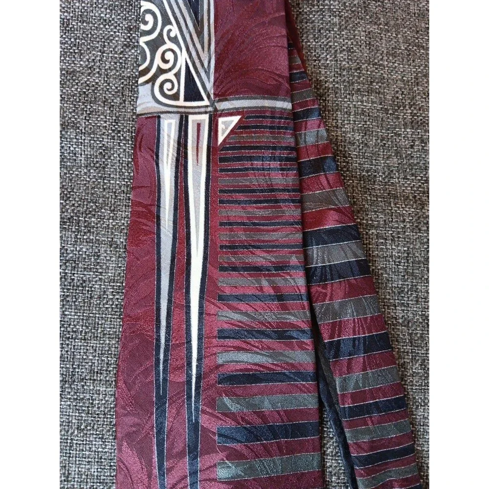 Tie 70s 80s 90s Y2K Mens George Machado Silk Gray Black Red 4 Wide 58 Long
